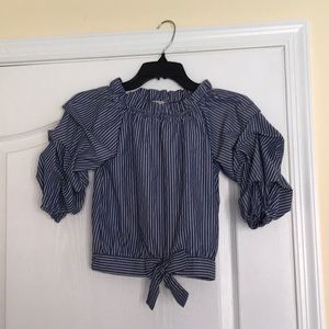 Adorable striped top